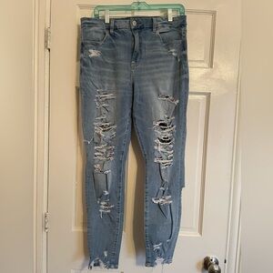 American Eagle Distressed Denim Curvy Jeggings